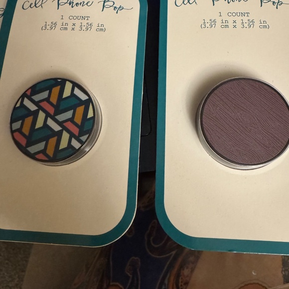 Cell Phone Pop Grip holder Stylish & Fun Phone Grip Holder - Picture 4 of 4